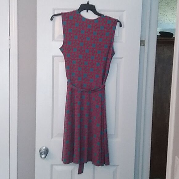 Leota Geometric Print Dress - Picture 3 of 4